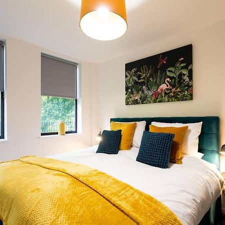 Polly'S Place Apartment Taunton & Free Off Road Parking & Wifi Luaran gambar